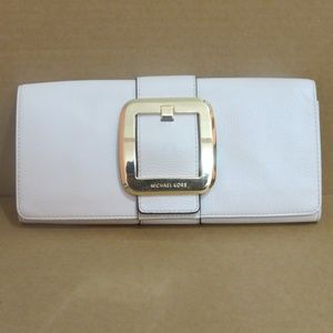 WHITE MICHAEL KORES CLUTCH